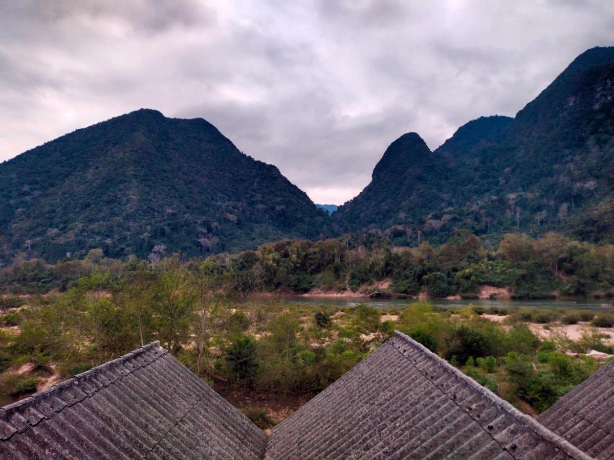 Pdv Guesthouse Muang Ngoi Exterior photo
